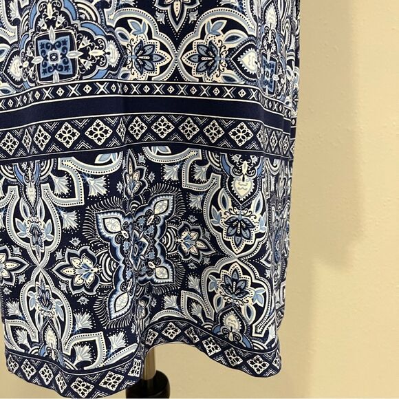 Apt. 9 Navy and White Long Sleeve knee length Dress size large - Picture 4 of 13